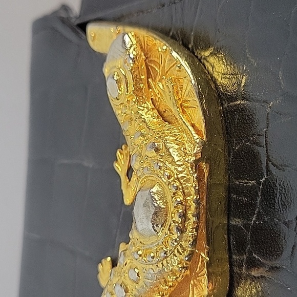 Karam Handbags Inc. Gold Lizard crossbody bag - Picture 4 of 15